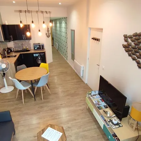 Le Capucin Avec Parking Apartmán *