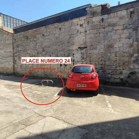 Le Capucin Avec Parking דירה בורדו