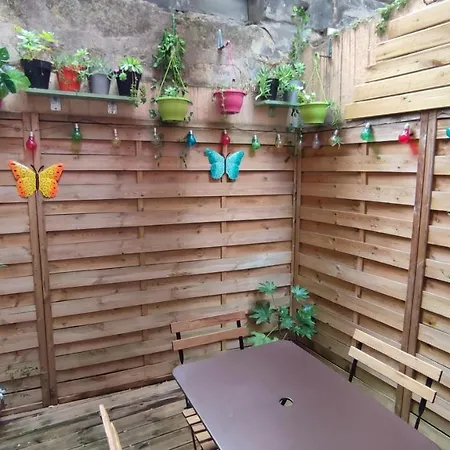 Le Capucin Avec Parking *