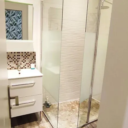 Le Capucin Avec Parking *