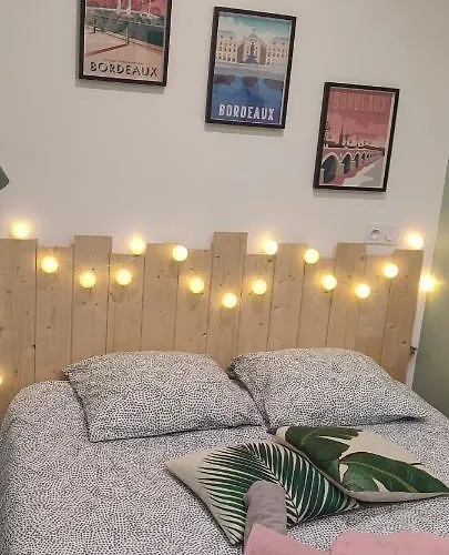 Le Capucin Avec Parking 보르도