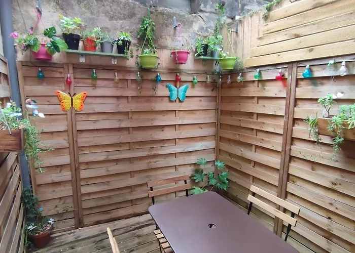 Le Capucin Avec Parking *