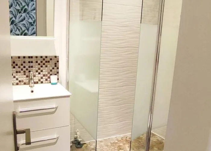 Le Capucin Avec Parking *